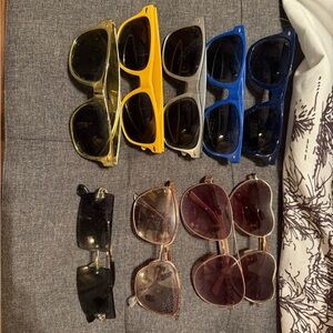Lot of sunglasses